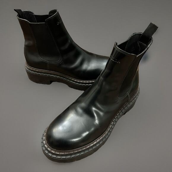 Prada Black Designer Chelsea Boots Nero Black Womens US size 9 PRADA 8 $1490 - Picture 1 of 16